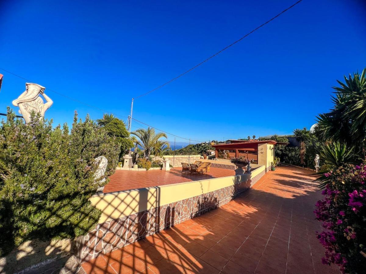 Exquisite Rural House With Garden, Pool And Sea Views Villa Arico Viejo Ngoại thất bức ảnh